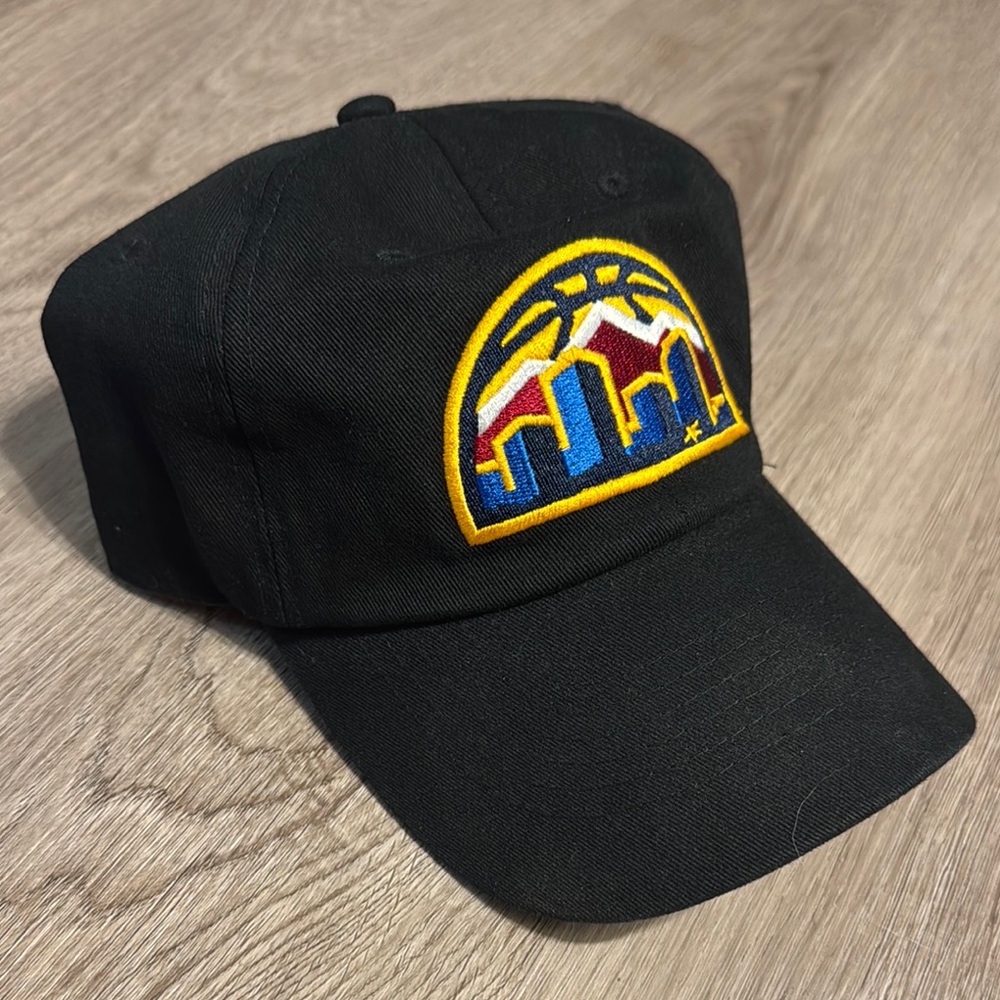 BNWT Black Adjustable Altitude Authentic Denver Nuggets Hat Slouch Fit